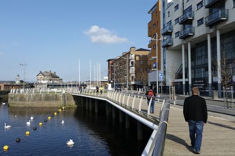 walk along the river in Limerick